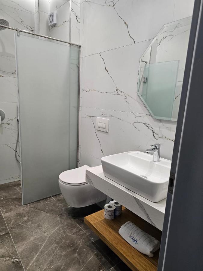 Kaan Hotel Radhime Luaran gambar