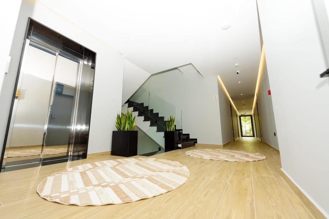 Kaan Hotel Radhime Luaran gambar