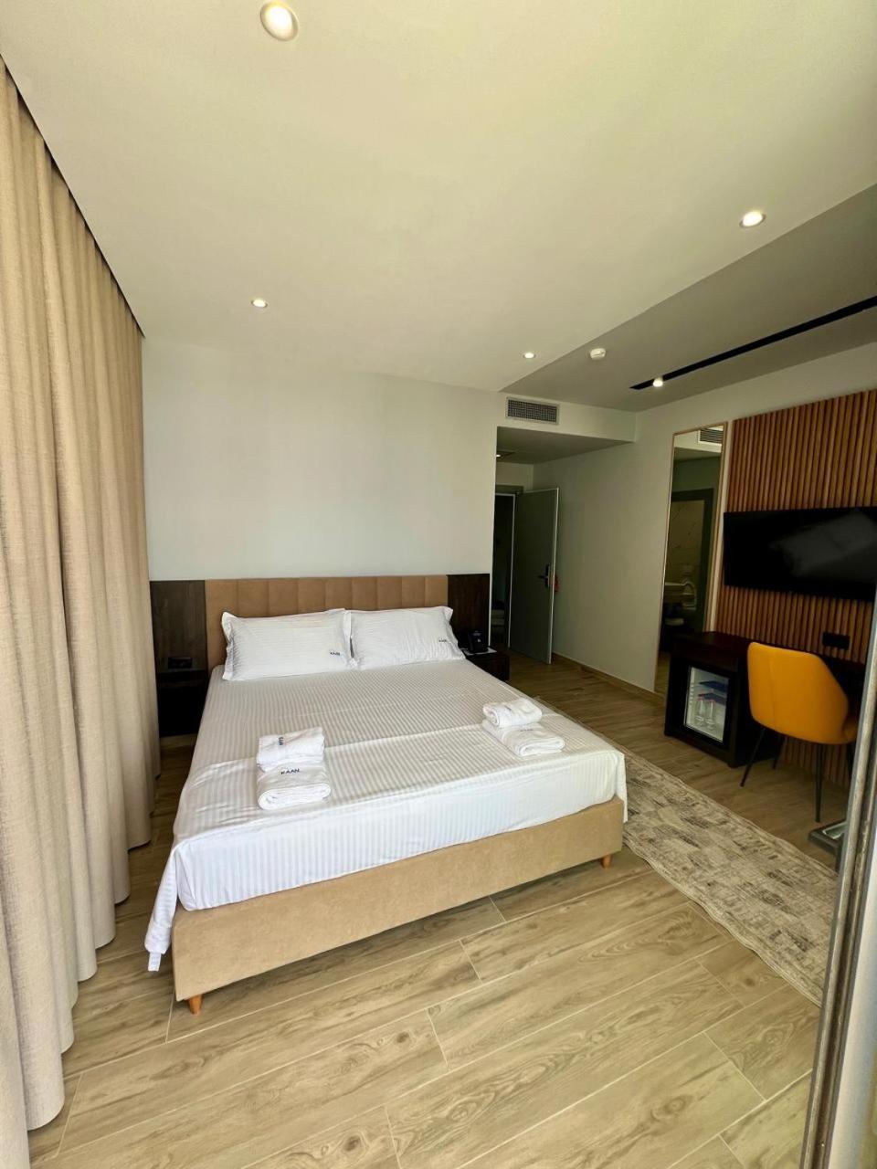 Kaan Hotel Radhime Luaran gambar
